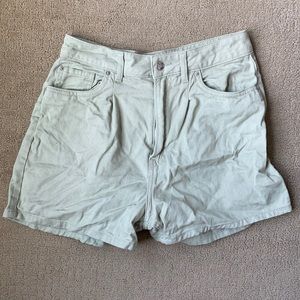 High Waisted Shorts!